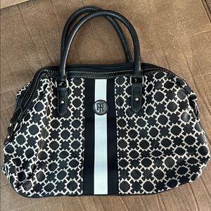 Tommy Hilfiger Elegant Black and White Satchel
